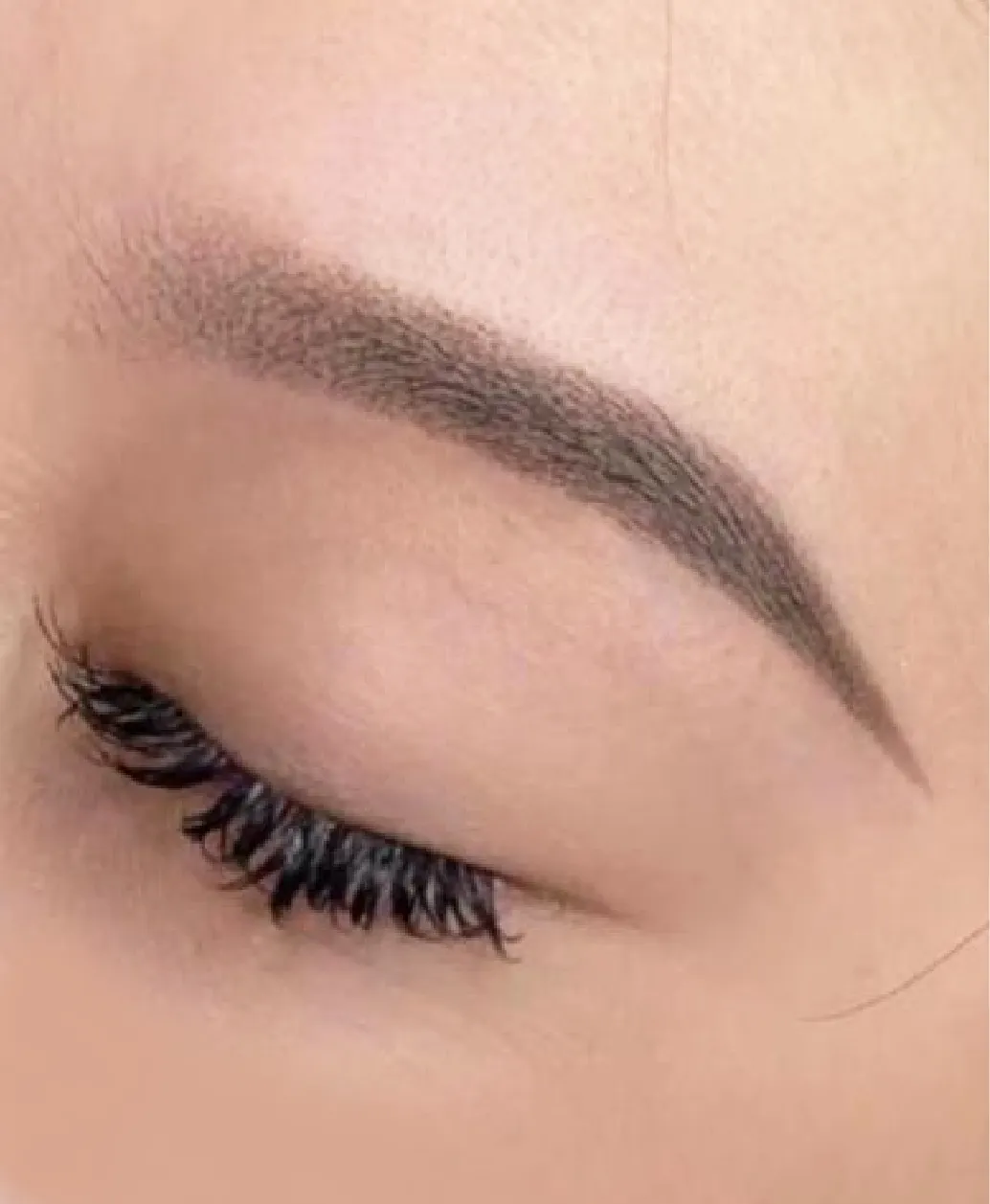 Eyebrow embroidery Singapore — Beauty Insider 2025 award-winning brow studio at Serenity Beaute